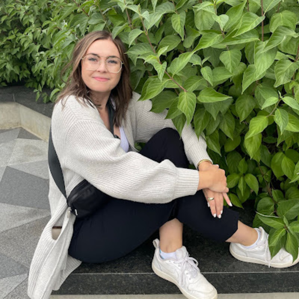 Meet your Posher, Meagan